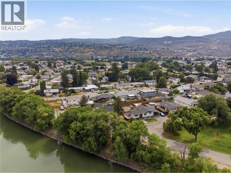 298 JUNIPER Avenue, Kamloops, British Columbia, V2B1H7, Kamloops, British Columbia — photo 1 of 5