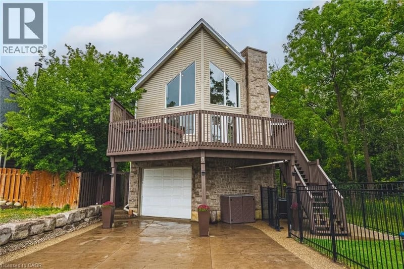 8 LAKE Road, Puslinch, Ontario, N3C2V4, Puslinch, Ontario — photo 1 of 5