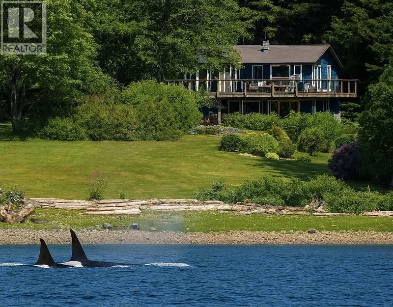 22 BRIGHTON Beach, North Vancouver, British Columbia, V0V0V0, North Vancouver, British Columbia — photo 1 of 5