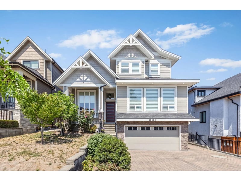 18833 54A Avenue, Surrey, British Columbia, V3S6R4, Surrey, British Columbia — photo 1 of 5