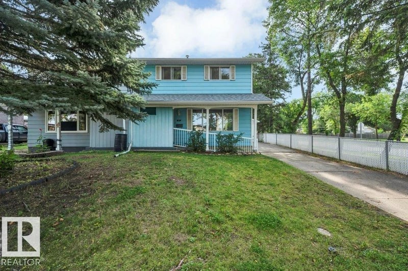 1 FOREST DR, St. Albert, Alberta, T8N1W9, St. Albert, Alberta — photo 1 of 5