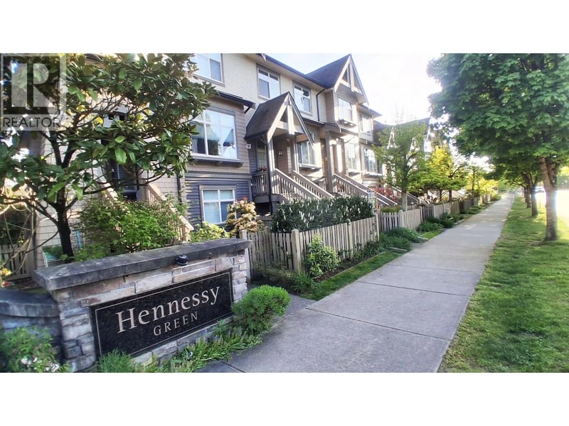 #2 9800 ODLIN Road, Richmond, British Columbia, V6X0C2, Richmond, British Columbia — photo 1 of 5