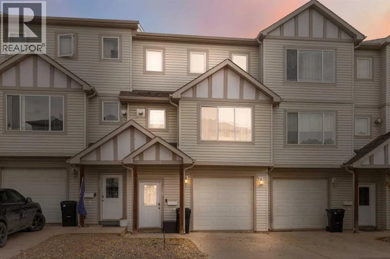 240 LAFFONT Way, Fort McMurray, Alberta, T9K2W2, Fort McMurray, Alberta — photo 1 of 5