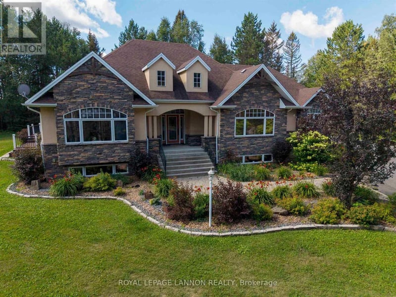 791 Hilldale Road, Thunder Bay (McIntyre North), Ontario, P7G1Z9, Thunder Bay (McIntyre North), Ontario — photo 1 of 5