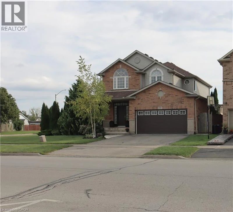 349 WINTERBERRY Boulevard, Thorold, Ontario, L2V5E6, Thorold, Ontario — photo 1 of 5