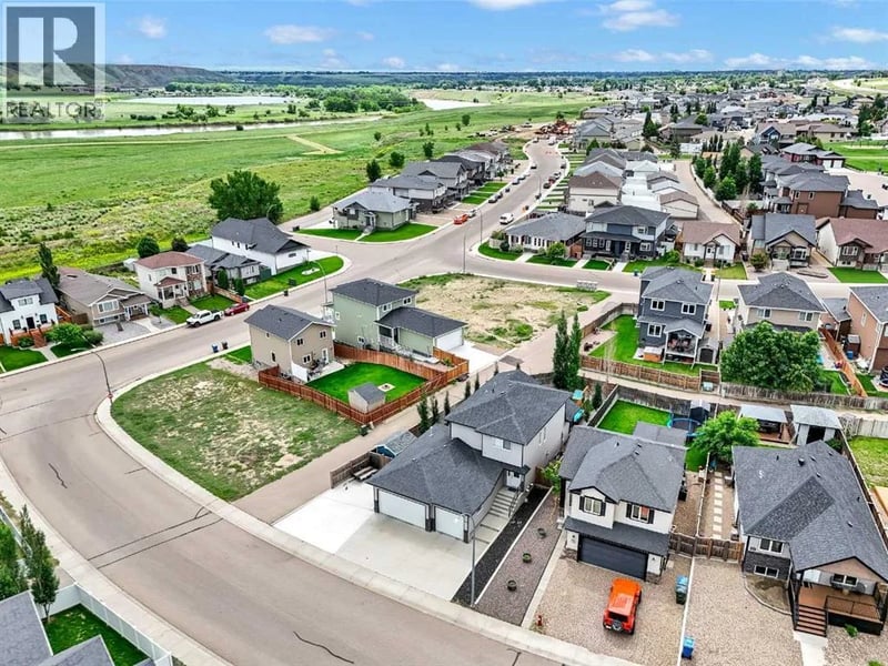 409 Ranchview Road Northeast, Medicine Hat, Alberta, T1C0G7, Medicine Hat, Alberta — photo 1 of 5