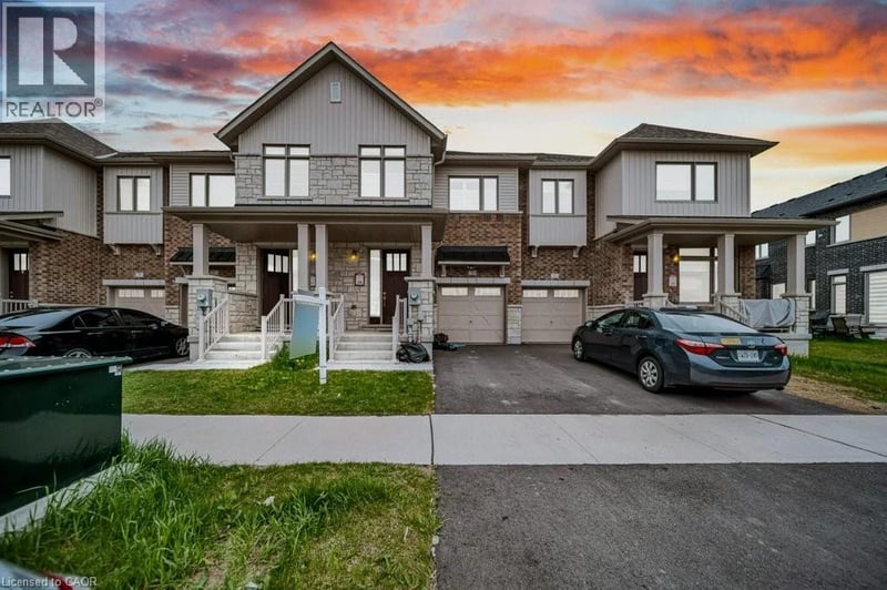 3 CAPTON Street, Brantford, Ontario, L3Z3E5, Brantford, Ontario — photo 1 of 5
