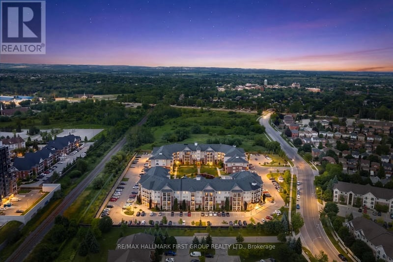 #113 80 Aspen Springs Drive, Clarington (Bowmanville), Ontario, L1C4Y2, Clarington (Bowmanville), Ontario — photo 1 of 5