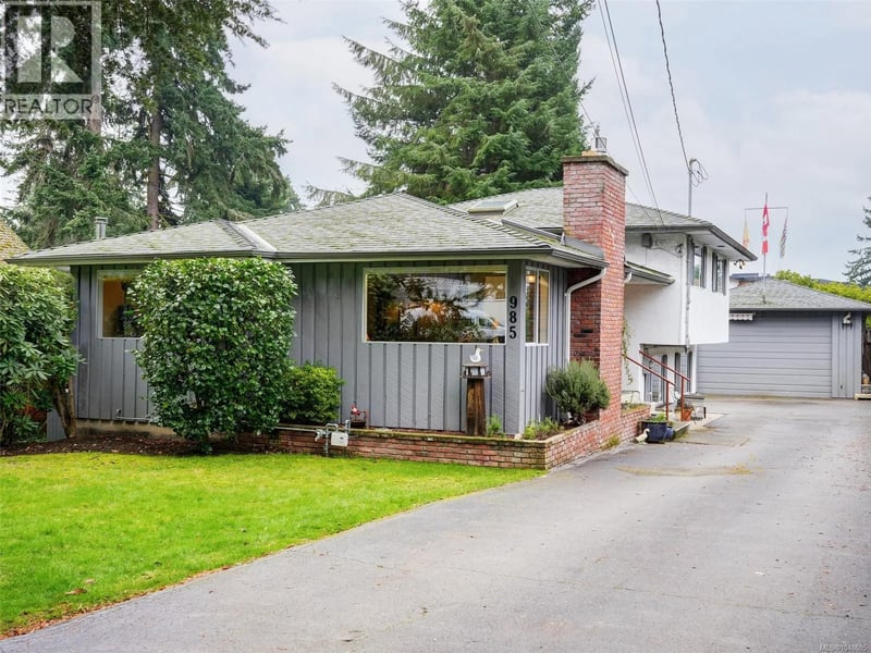 985 Sutcliffe Road, Saanich, British Columbia, V8Y1M9, Saanich, British Columbia — photo 1 of 5