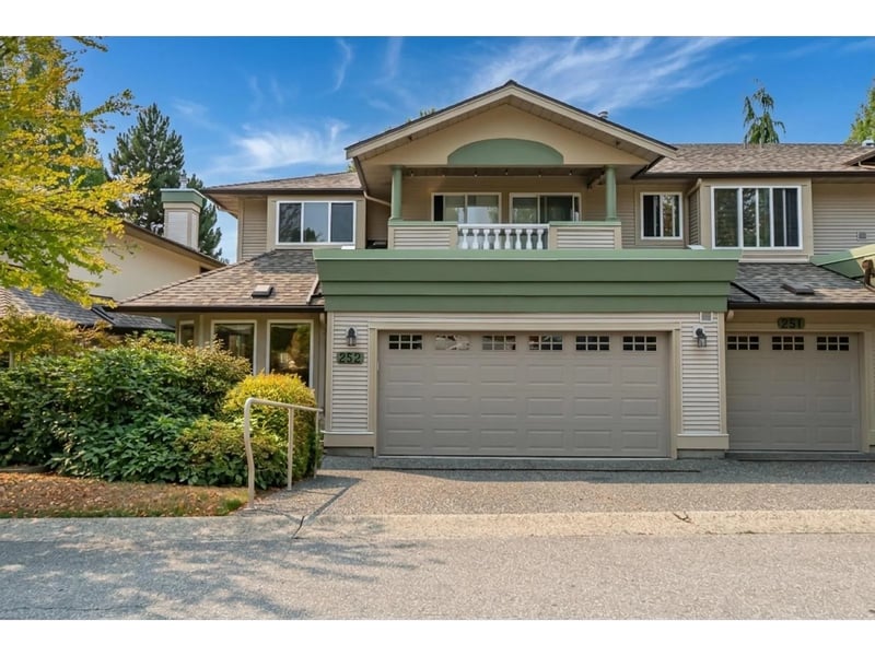 #252 13888 70 Avenue, Surrey, British Columbia, V3W0R8, Surrey, British Columbia — photo 1 of 5
