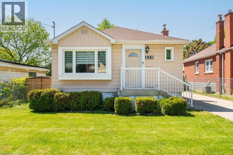420 UPPER GAGE Avenue, Hamilton, Ontario, L8V4H9, Hamilton, Ontario — photo 1 of 5