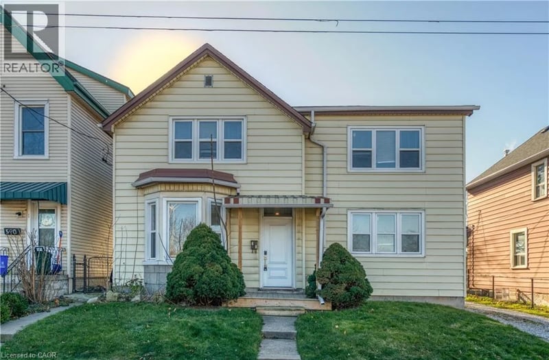 #1 48 SHAW Street, Hamilton, Ontario, L8L3P3, Hamilton, Ontario — photo 1 of 5