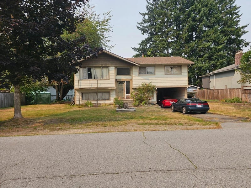 14935 BLUEBIRD Crescent, Surrey, British Columbia, V3R4T8, Surrey, British Columbia