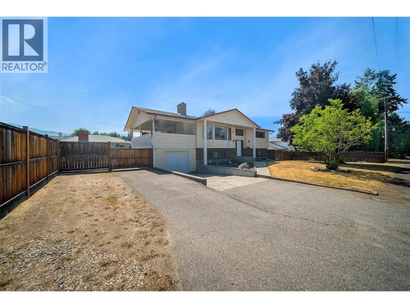 579 Coryell Road, Kelowna, British Columbia, V1W1B3, Kelowna, British Columbia — photo 1 of 5