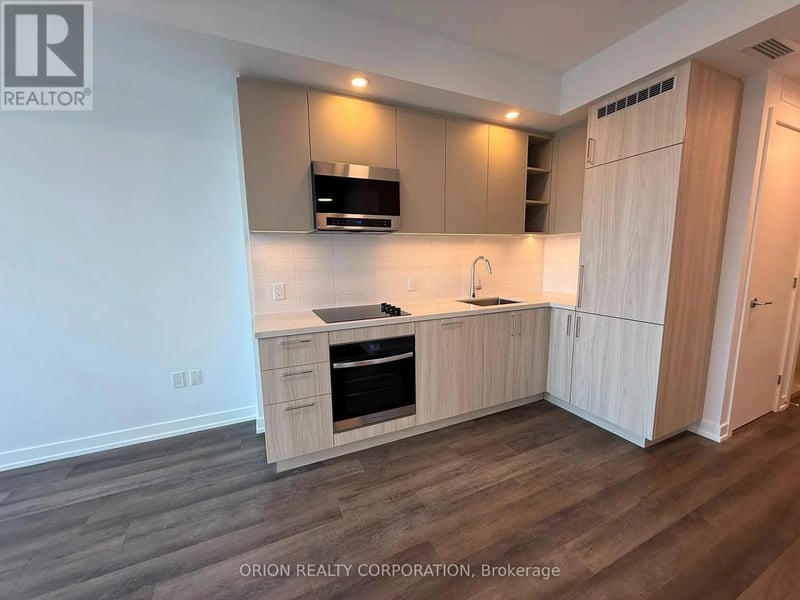 #1103 5 Meadowdale Road, Vaughan (Vaughan Corporate Centre), Ontario, L4K0C7, Vaughan (Vaughan Corporate Centre), Ontario — photo 1 of 5