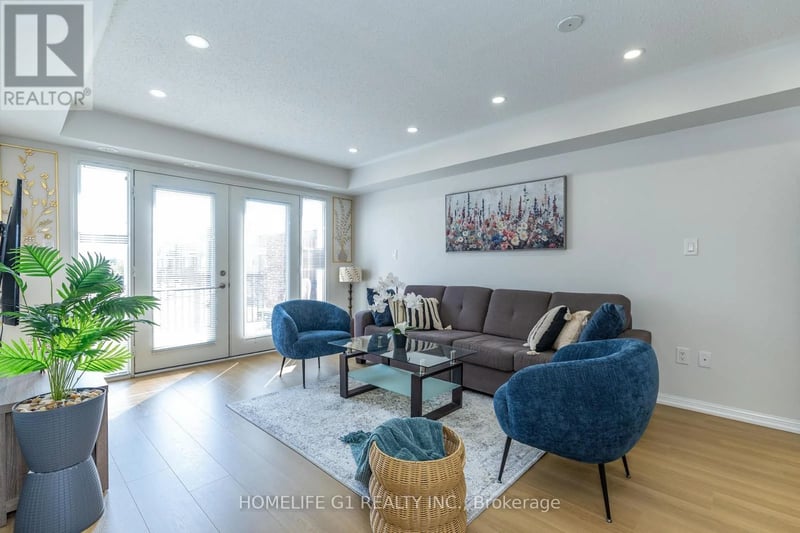 #45 250 Sunny Meadow Boulevard, Brampton (Sandringham-Wellington North), Ontario, L6R3Y7, Brampton (Sandringham-Wellington North), Ontario — photo 1 of 5