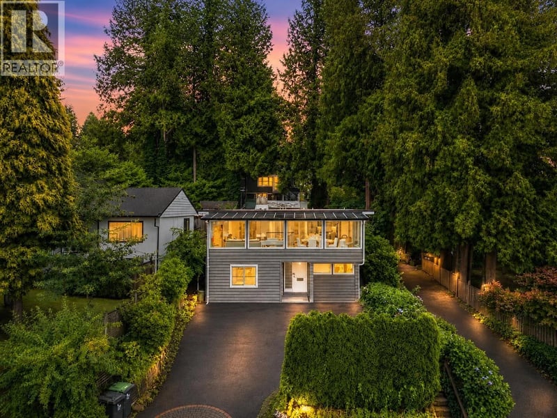 3570 LONSDALE Avenue, North Vancouver, British Columbia, V7N3K4, North Vancouver, British Columbia — photo 1 of 5