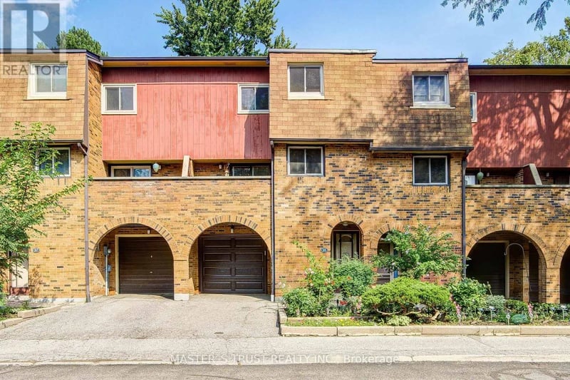 35 Bards Walkway, Toronto (Pleasant View), Ontario, M2J4T8, Toronto (Pleasant View), Ontario — photo 1 of 5