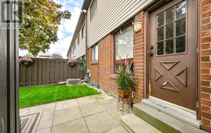 #72 960 Glen Street, Oshawa (Lakeview), Ontario, L1J6E8, Oshawa (Lakeview), Ontario — photo 1 of 5