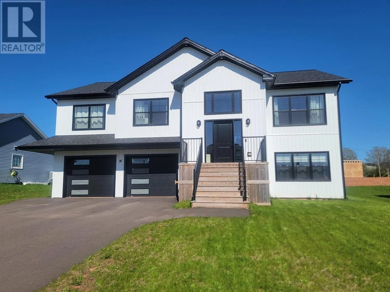 16 BRIDGET Drive, Charlottetown, Prince Edward Island, C1E3T2, Charlottetown, Prince Edward Island — photo 1 of 5