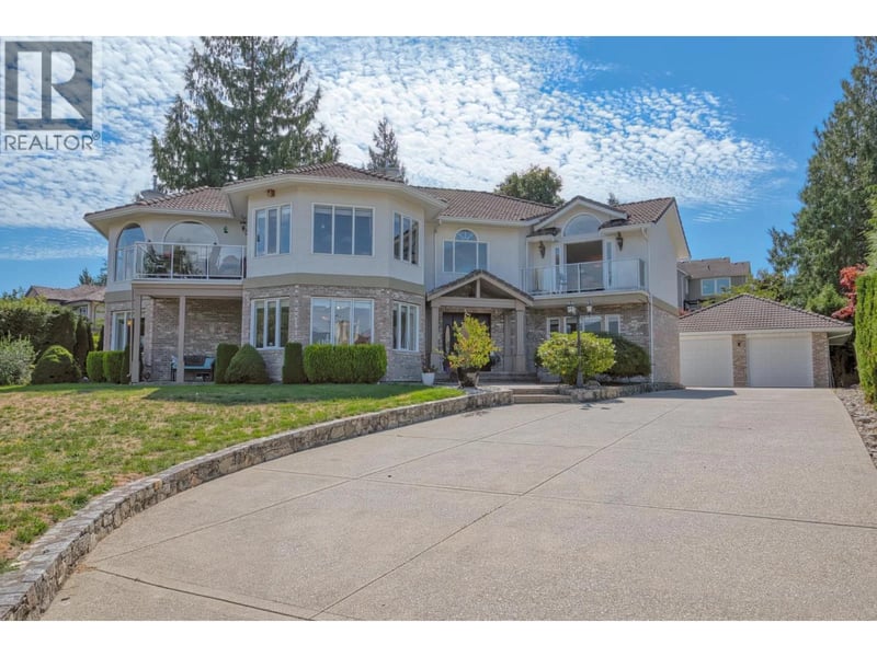 6453 GALE Avenue, Sechelt, British Columbia, V7Z0L1, Sechelt, British Columbia — photo 1 of 5