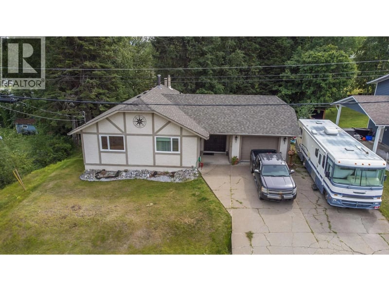 3018 GLADE Road, Prince George, British Columbia, V2K4C3, Prince George, British Columbia — photo 1 of 5