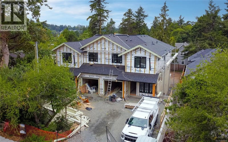 #A 3942 Telegraph Bay Road, Saanich, British Columbia, V8N4H7, Saanich, British Columbia — photo 1 of 5