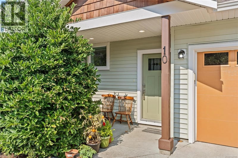 #10 2109 13th Street, Courtenay, British Columbia, V9N0B1, Courtenay, British Columbia — photo 1 of 5