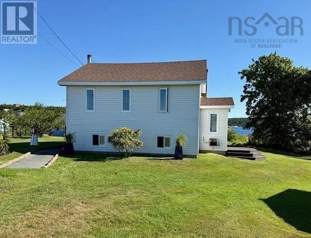 17 Demers Road, Terence Bay, Nova Scotia, B3T1Y2, Terence Bay, Nova Scotia — photo 1 of 5