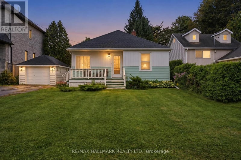 7 George Street, Richmond Hill (Oak Ridges), Ontario, L4E2T4, Richmond Hill (Oak Ridges), Ontario — photo 1 of 5
