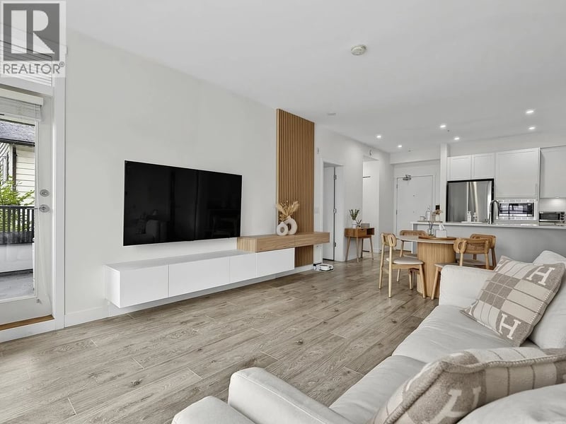 #201 2160 GRANT Avenue, Port Coquitlam, British Columbia, V3B0T3, Port Coquitlam, British Columbia — photo 1 of 5