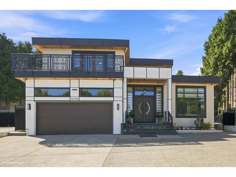 13236 78A Avenue, Surrey, British Columbia, V3W7B7, Surrey, British Columbia — photo 1 of 5