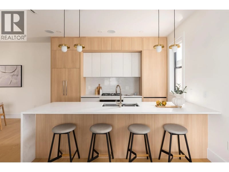 #2 4828 ALBERT Street, Burnaby, British Columbia, V5C2H3, Burnaby, British Columbia — photo 1 of 5