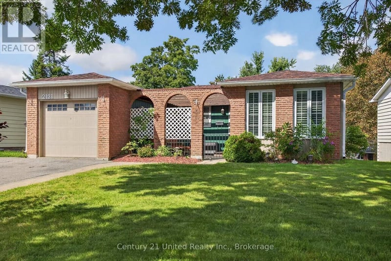 2121 Meadowview Road, Peterborough (Ashburnham Ward 4), Ontario, K9L1S5, Peterborough (Ashburnham Ward 4), Ontario — photo 1 of 5