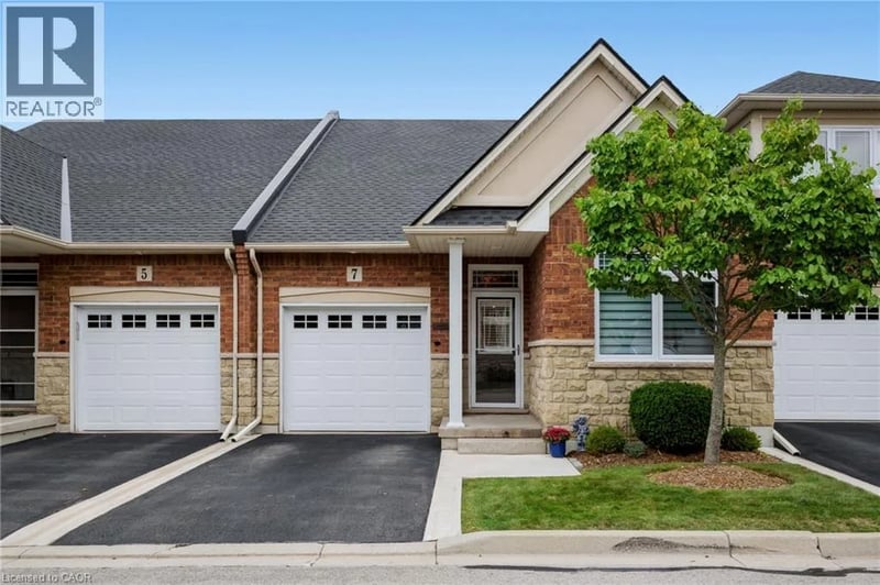 7 LANDSCAPES Trail, Ancaster, Ontario, L9K0A1, Ancaster, Ontario — photo 1 of 5
