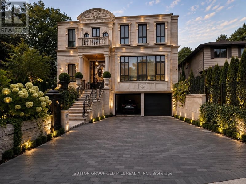 10 Hillavon Drive, Toronto (Princess-Rosethorn), Ontario, M9B2P5, Toronto (Princess-Rosethorn), Ontario — photo 1 of 5