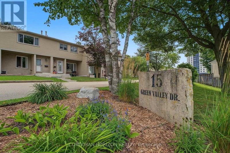 #1 15 Green Valley Drive, Kitchener, Ontario, N2P1K7, Kitchener, Ontario — photo 1 of 5