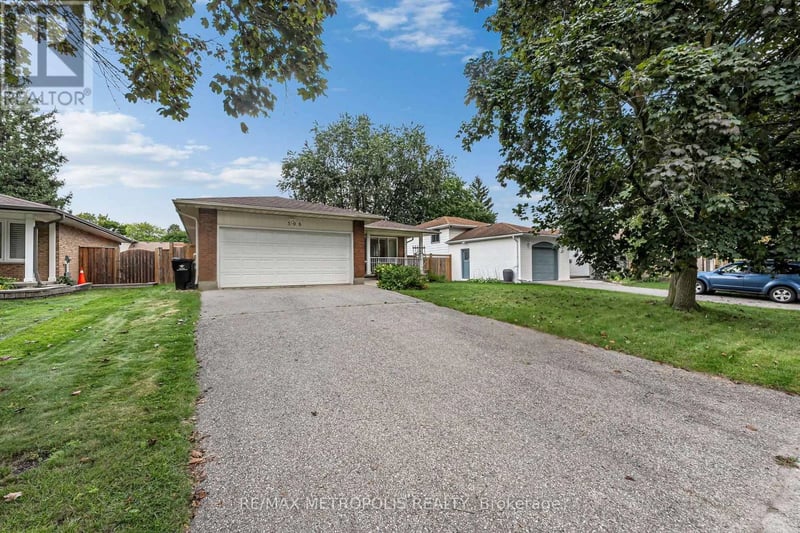 598 Black Oak Crescent, Waterloo, Ontario, N2V1A5, Waterloo, Ontario — photo 1 of 5