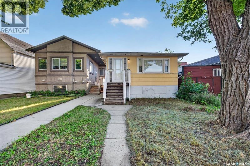 1812 Ottawa STREET, Regina, Saskatchewan, S4P1P4, Regina, Saskatchewan — photo 1 of 5