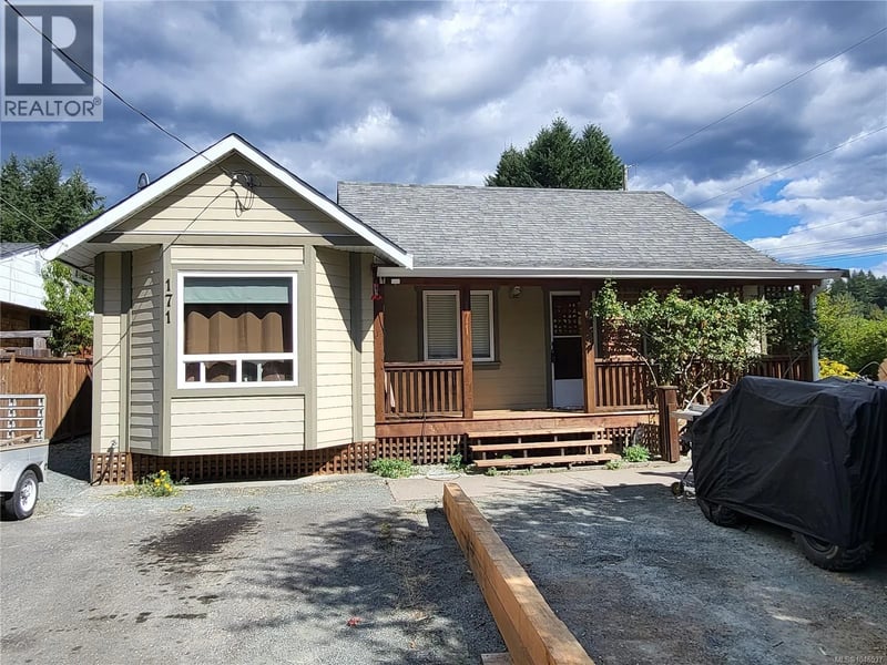 171 MacDonald Road, Lake Cowichan, British Columbia, V0R2G0, Lake Cowichan, British Columbia — photo 1 of 5