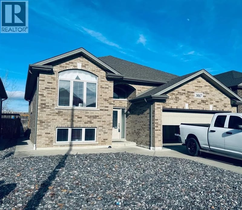 #LOWER 3817 ZANZIBAR Crescent, Windsor, Ontario, N9G0A9, Windsor, Ontario — photo 1 of 5