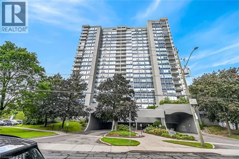 #1606 75 QUEEN Street North, Hamilton, Ontario, L8R3J3, Hamilton, Ontario — photo 1 of 5