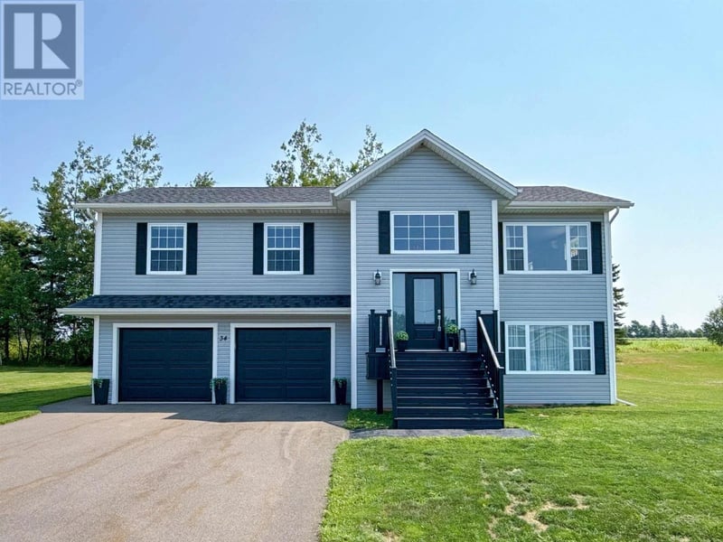 34 Waters Edge Lane, Cornwall, Prince Edward Island, C0A1H4, Cornwall, Prince Edward Island — photo 1 of 5