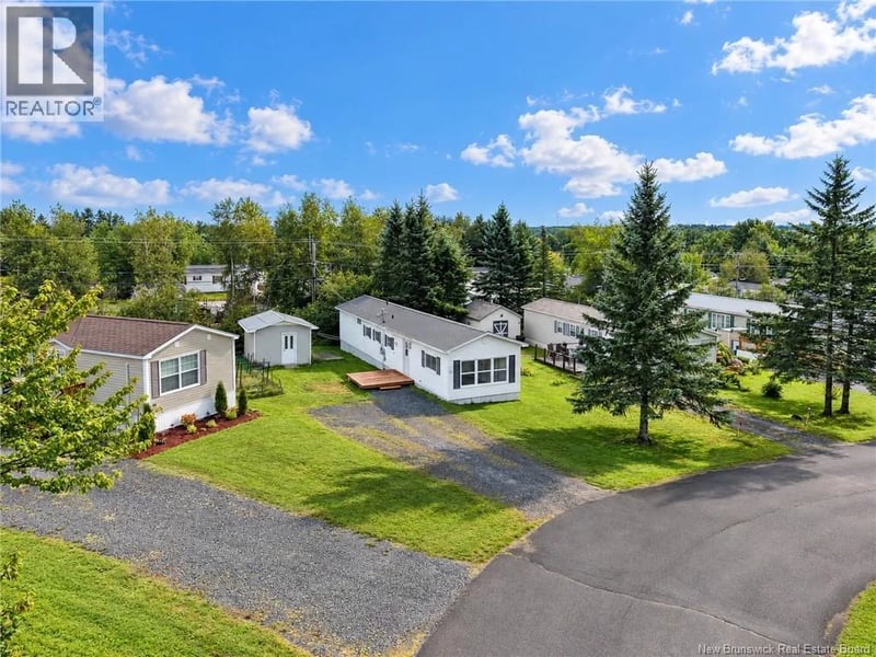14 Elmdale Crescent, Fredericton, New Brunswick, E3B6P9, Fredericton, New Brunswick — photo 1 of 5