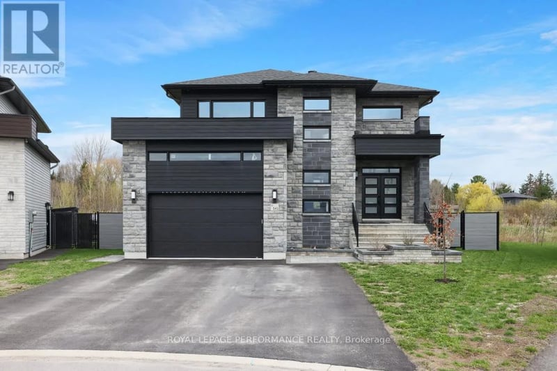 541 Barrage Street, Casselman, Ontario, K0A1M0, Casselman, Ontario — photo 1 of 5