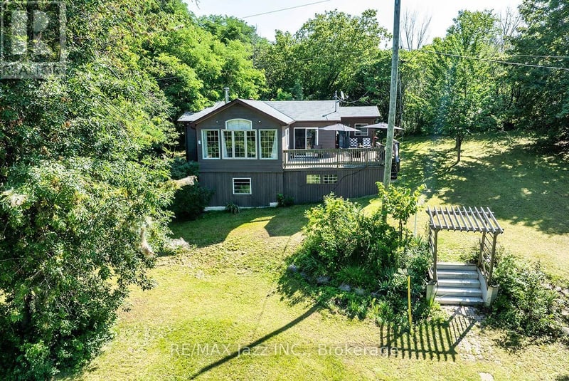 50 Long Island, Otonabee-South Monaghan, Ontario, K0L1B0, Otonabee-South Monaghan, Ontario — photo 1 of 5