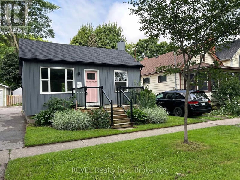 43 Wiley Street, St. Catharines (Downtown), Ontario, L2R4G1, St. Catharines (Downtown), Ontario — photo 1 of 5