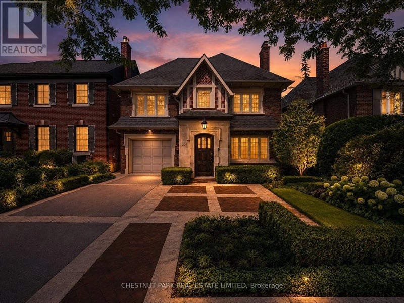 207 Forest Hill Road, Toronto (Forest Hill South), Ontario, M5P2N3, Toronto (Forest Hill South), Ontario — photo 1 of 5