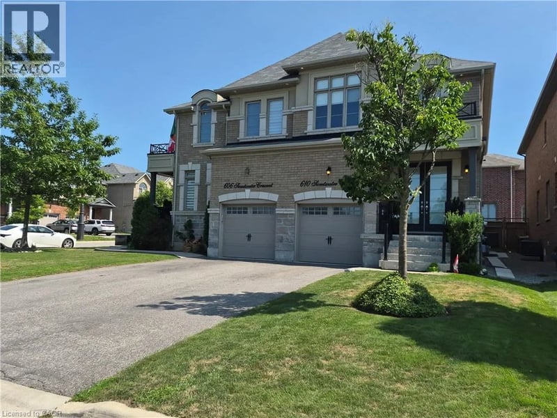 610 SWEETWATER Crescent, Newmarket, Ontario, L3X0H5, Newmarket, Ontario — photo 1 of 5