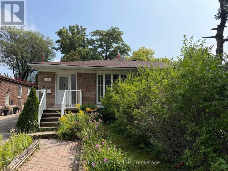 #Main 23 Linelle Street, Toronto (Lansing-Westgate), Ontario, M2N2J4, Toronto (Lansing-Westgate), Ontario — photo 1 of 5